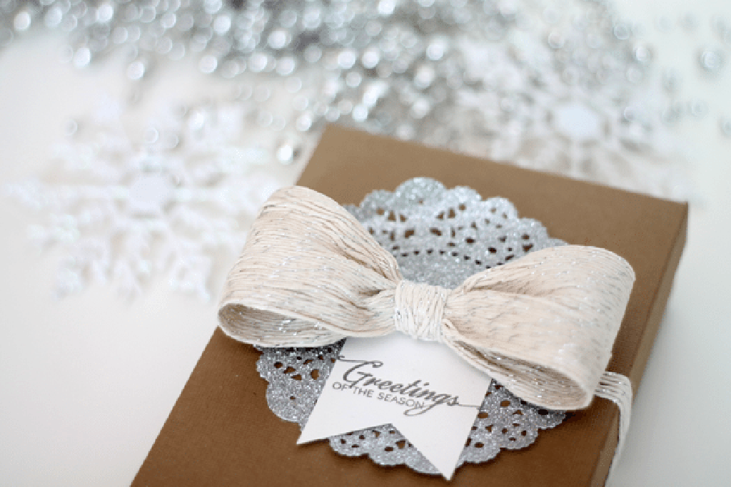 diy ribbon bow tie for gift wrapping
