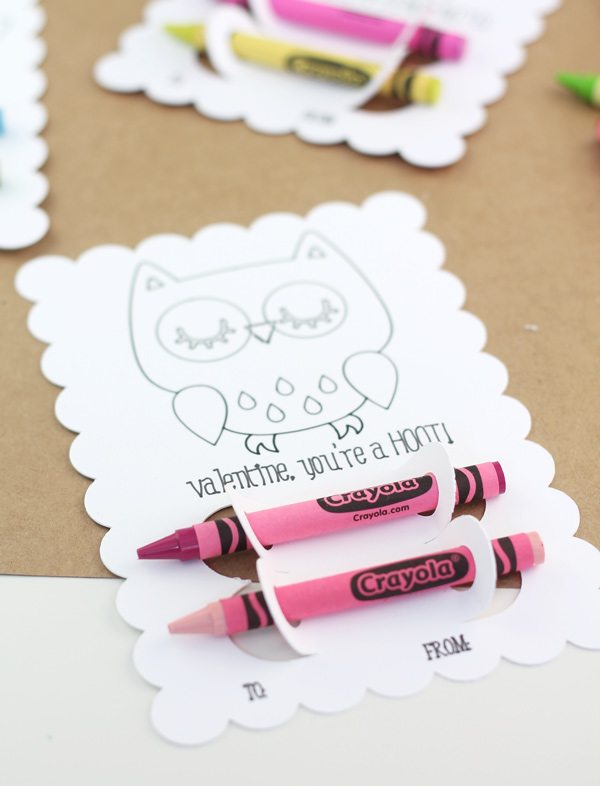 Coloring Card Valentines with Cricut Explore | Damask Love