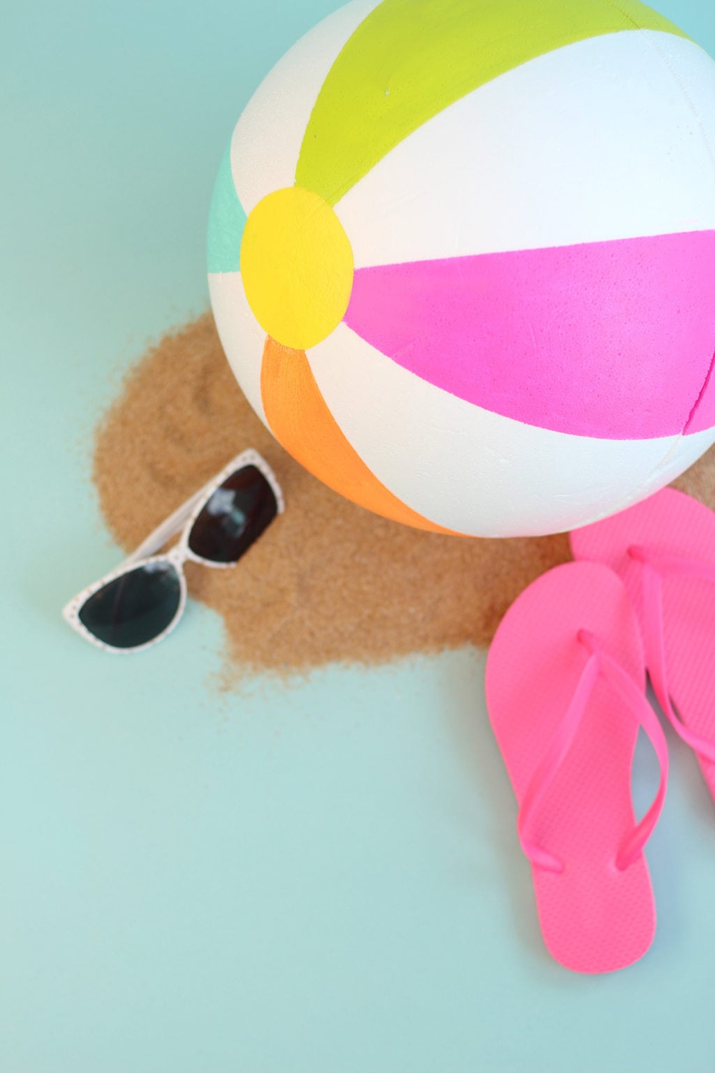 DIY Beach in a Ball | Damask Love