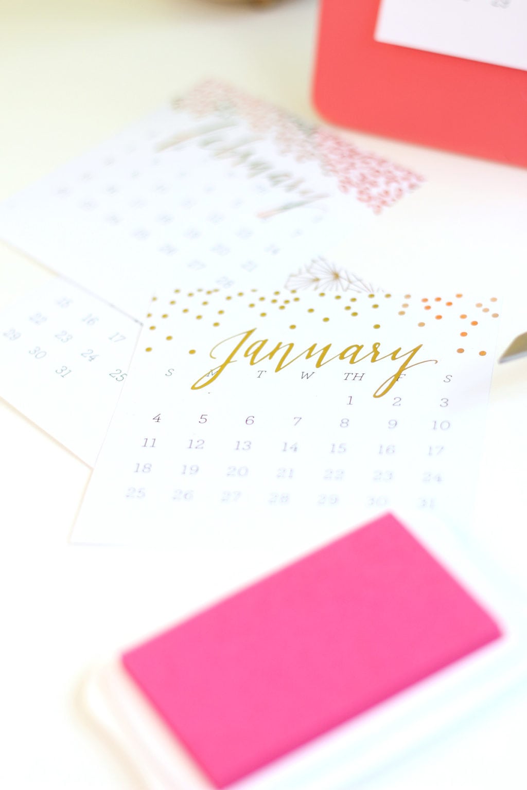 DIY Clipboard Easel Calendar Damask Love