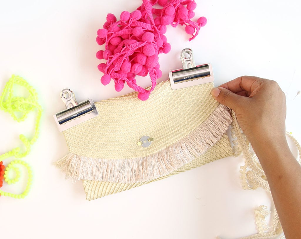 Easy DIY Placemat Clutch | damask love