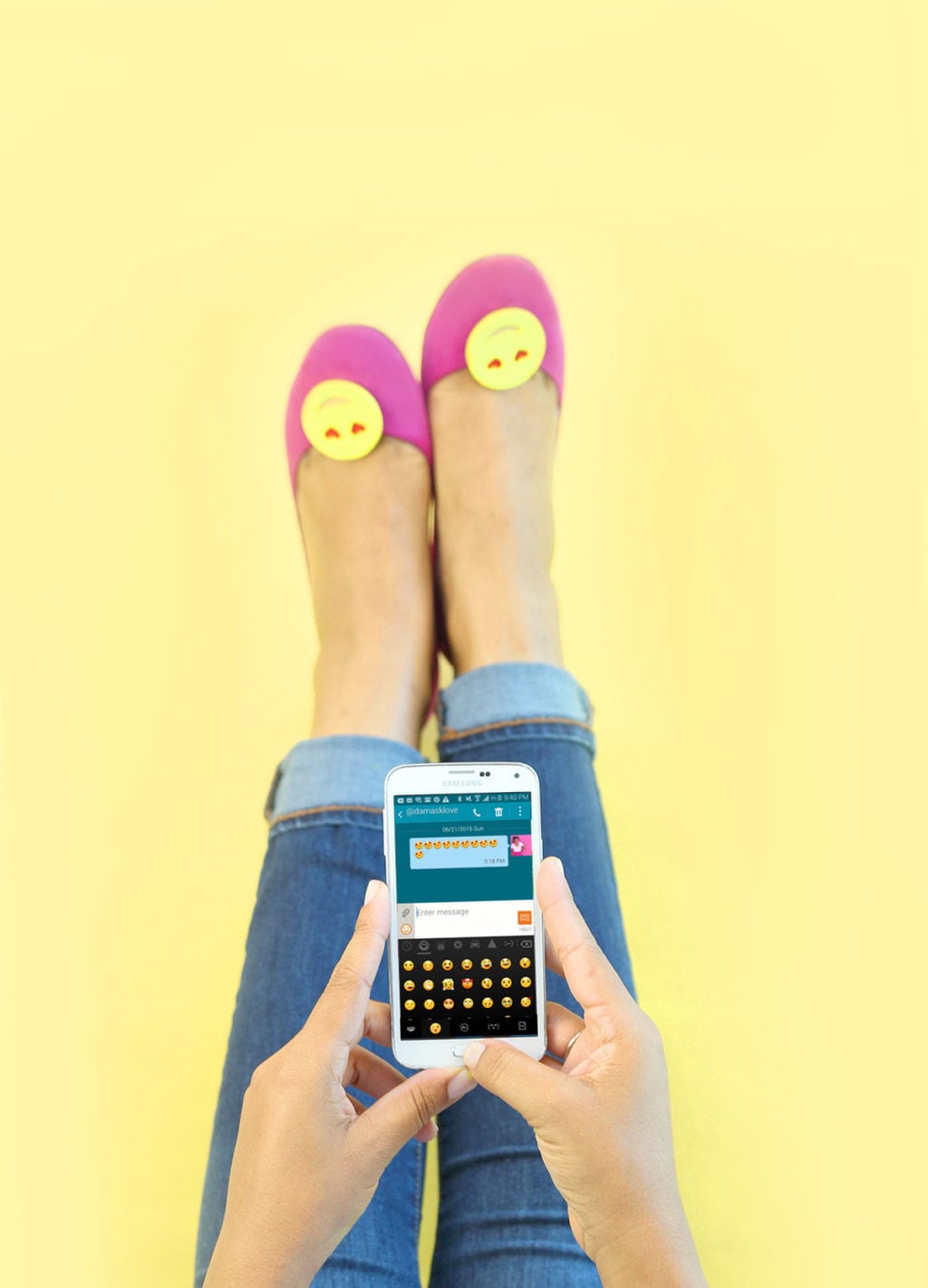 DIY Emoji Shoe Clips | damask love