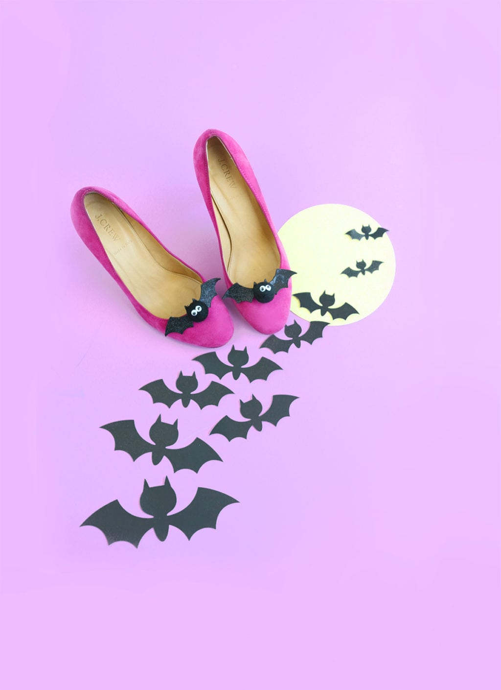 DIY Bat Shoe Clips | damask love