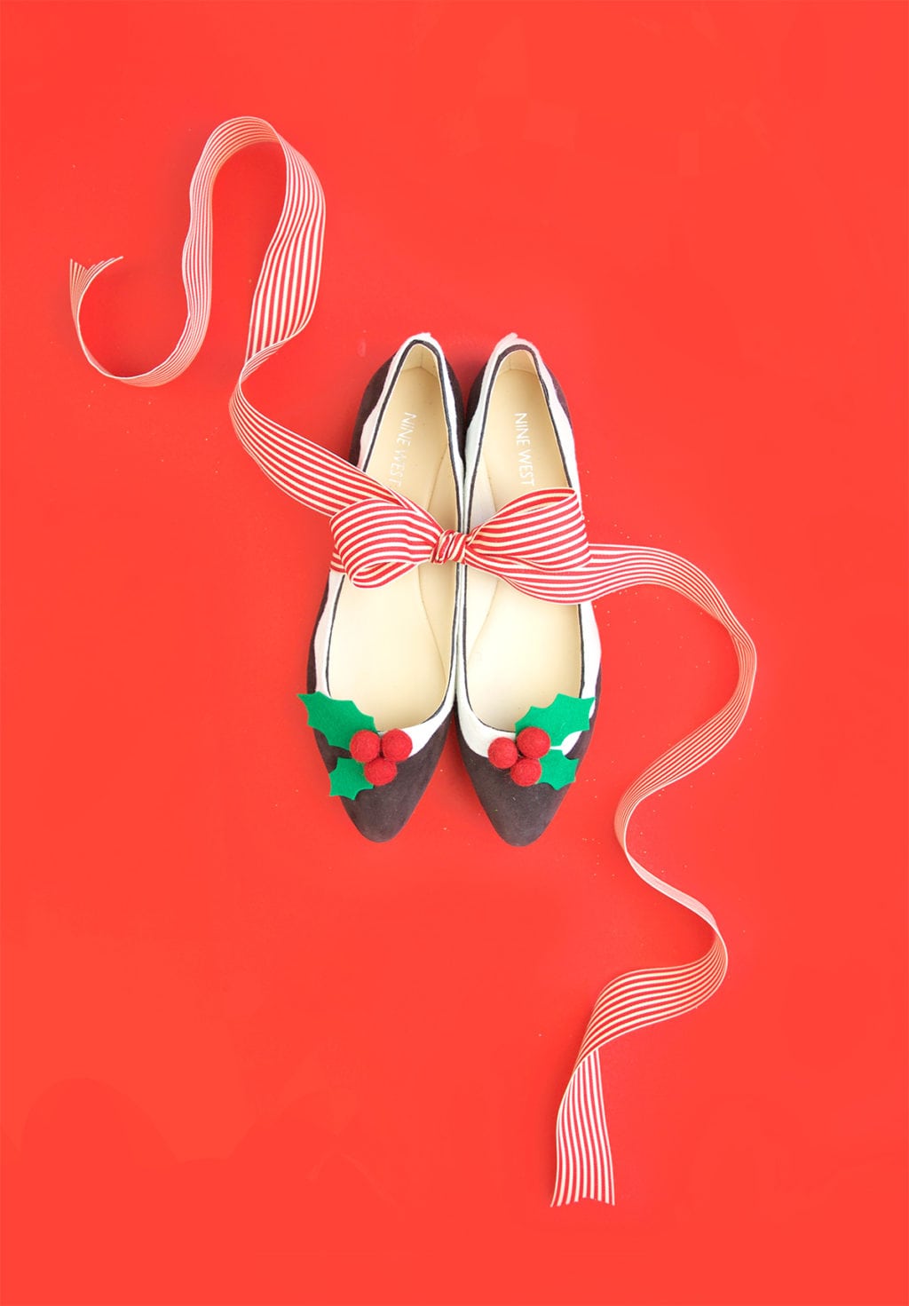 Diy Christmas Holly Berry Shoes 