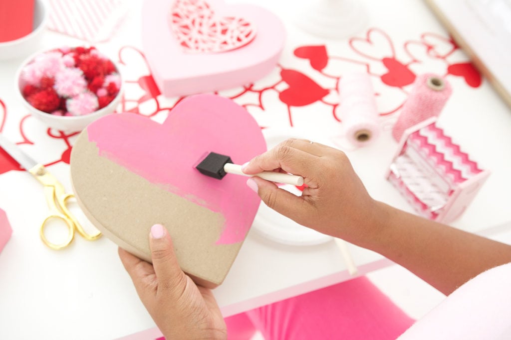 Cricut Explore Valentine's Day Crafting Party | Damask Love