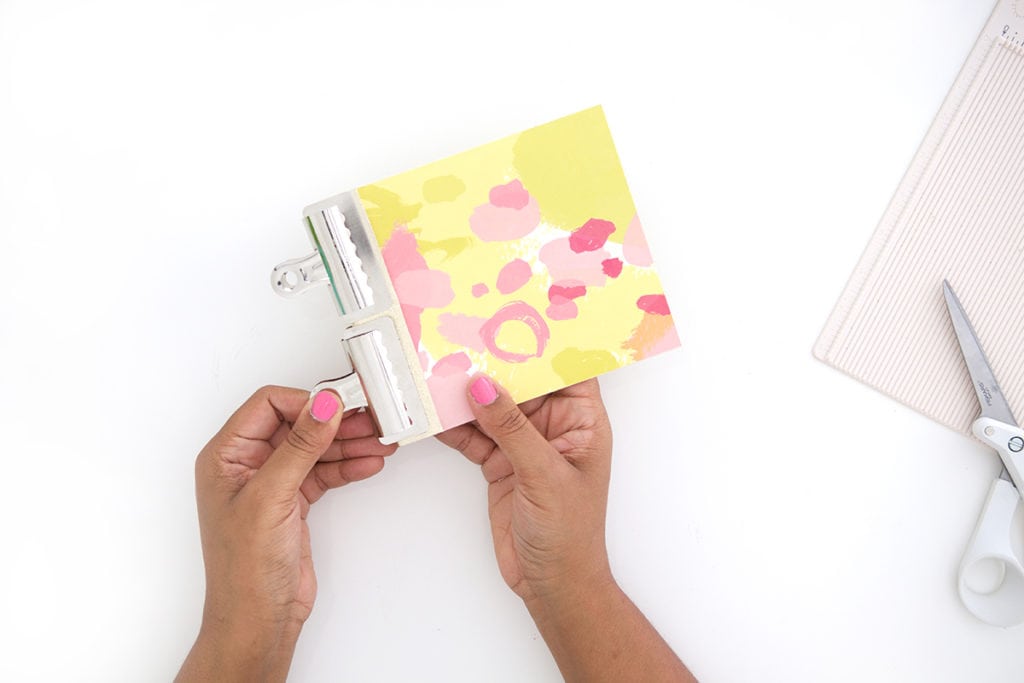 With paper and a few creative folds, you can create an easy DIY Photo Journal perfect for scrabooking and memory keeping.