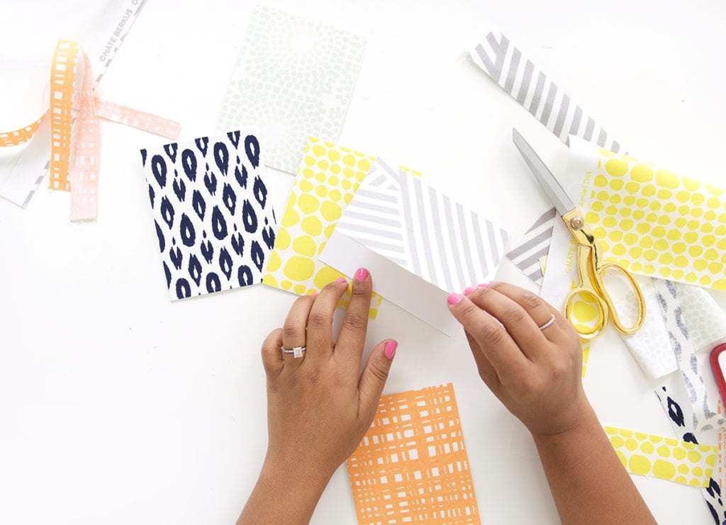 Use fabric scraps to create beautiful textured DIY Fabric Stationery. A great project for beginner crafters who love beautiful stationery and cards. 