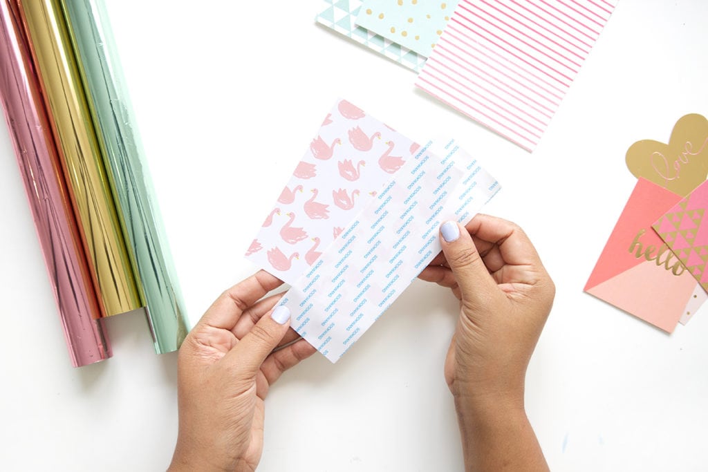 Create your own easy diy foiled stationery  that rivals anything you can get at the store. It's quick and uses basic crafting supplies.