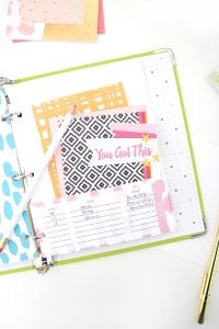 Keep your stationery organized and ready to use with this DIY stationery organizer binder