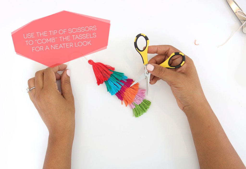 Use embroidery floss to create bold DIY tiered tassels for your beach tote.