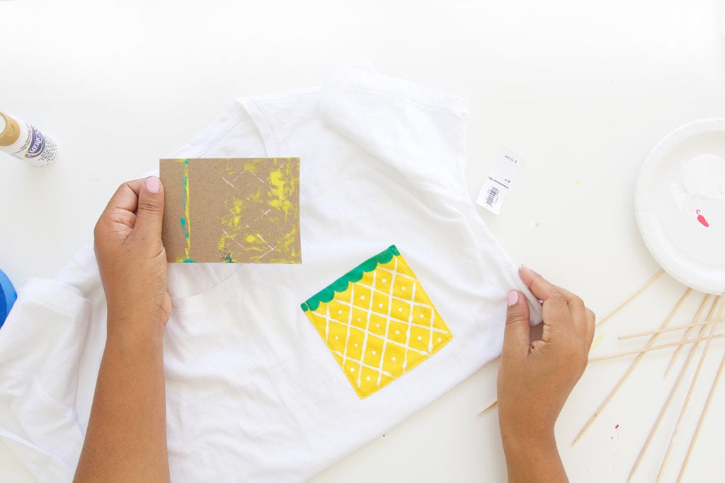 Use an Old Navy Tee to create perfect summertime DIY fruit pocket tees. 