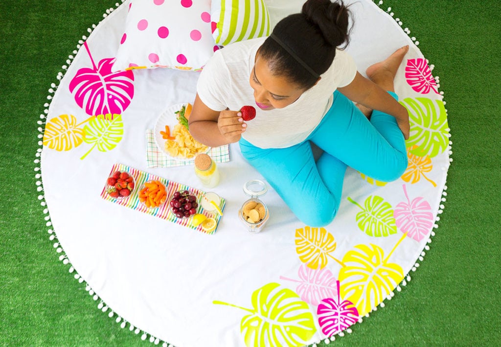 Use your Cricut Explore to create this Cricut Iron-On Picnic Blanket featuring bold colors and on-trend