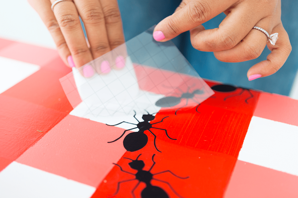 Learn how to paint gingham onto your table top and create the perfect place for hosting indoor picnics year round!