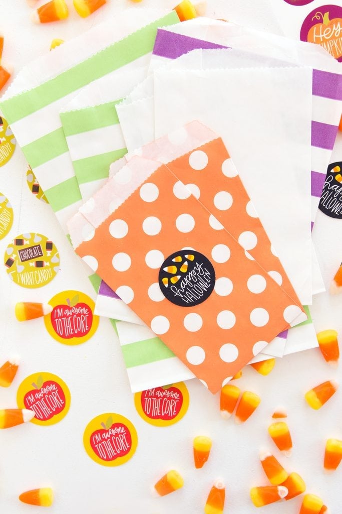 DIY Fall Scratch and Sniff Stickers - Damask Love