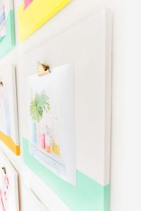 Make a huge statement with these DIY Canvas Clipboards. Perfect for displaying your favorite Instagram photos.