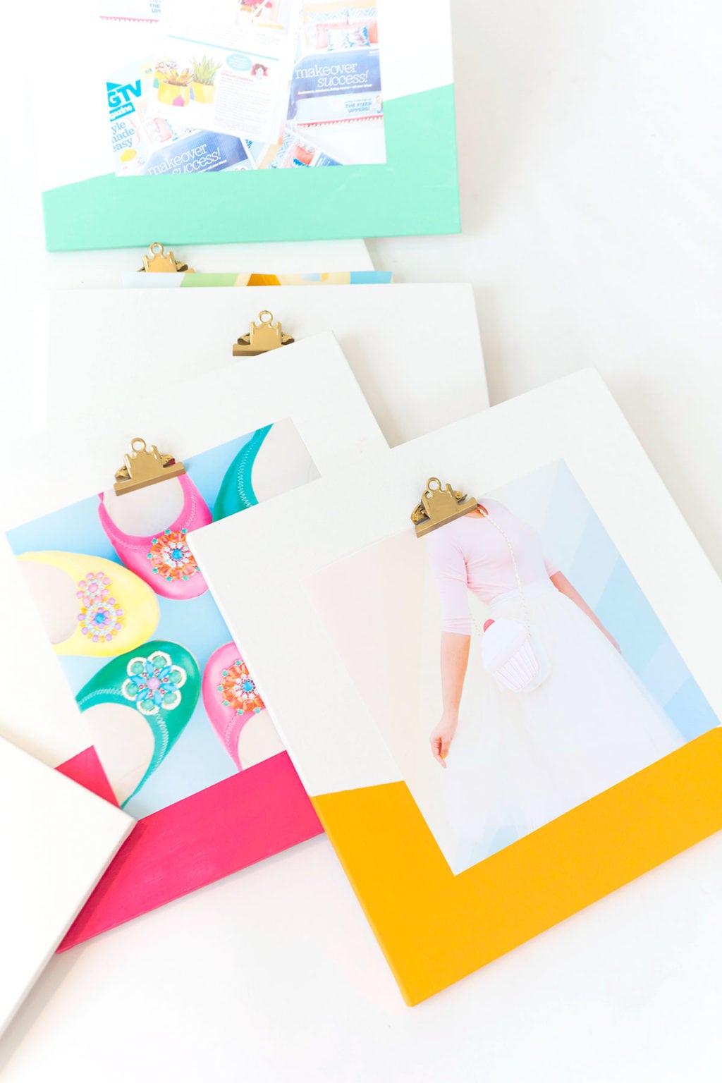 Make a huge statement with these DIY Canvas Clipboards. Perfect for displaying your favorite Instagram photos.