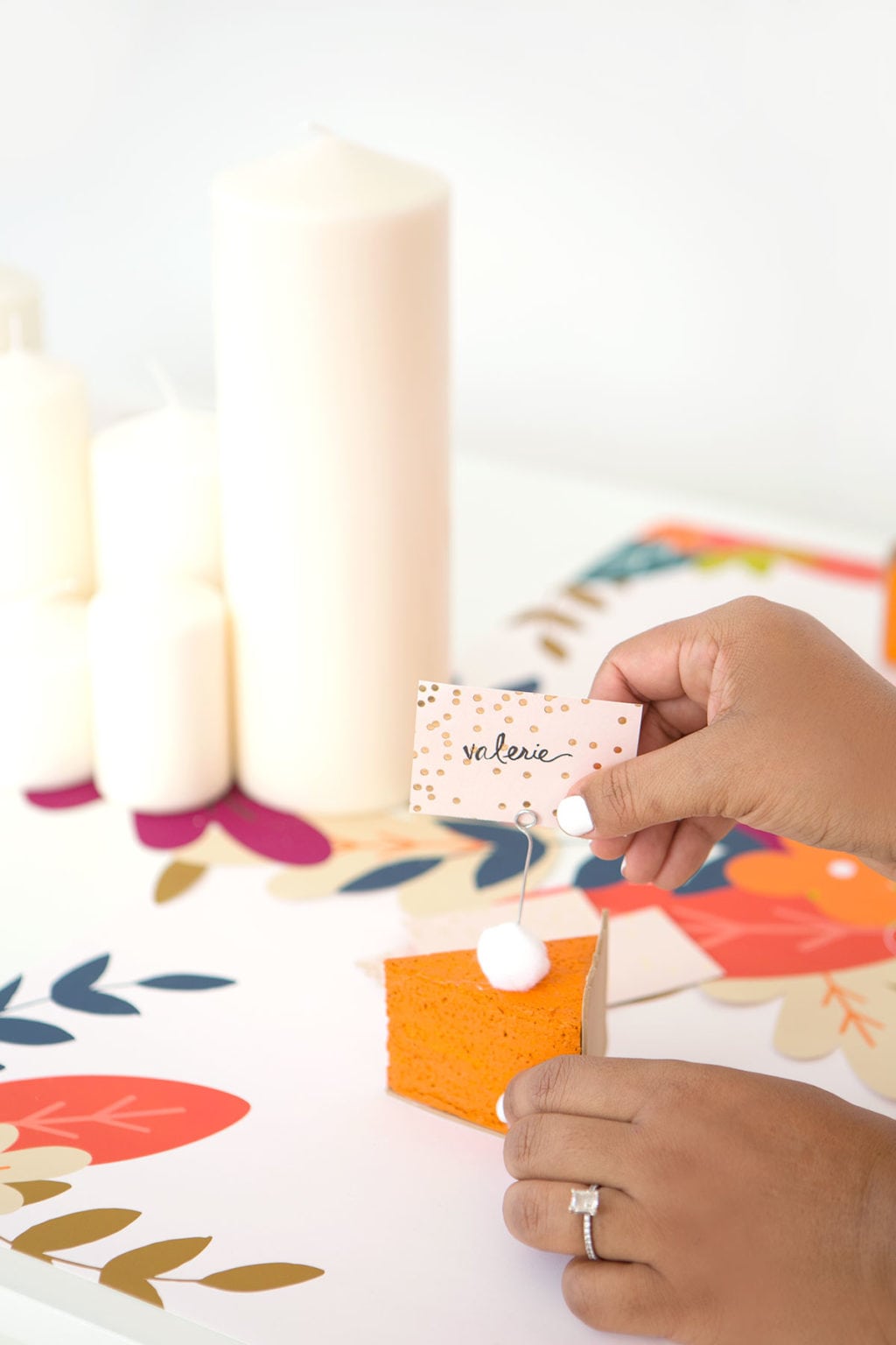 DIY Pumpkin Pie Placecards | damask love