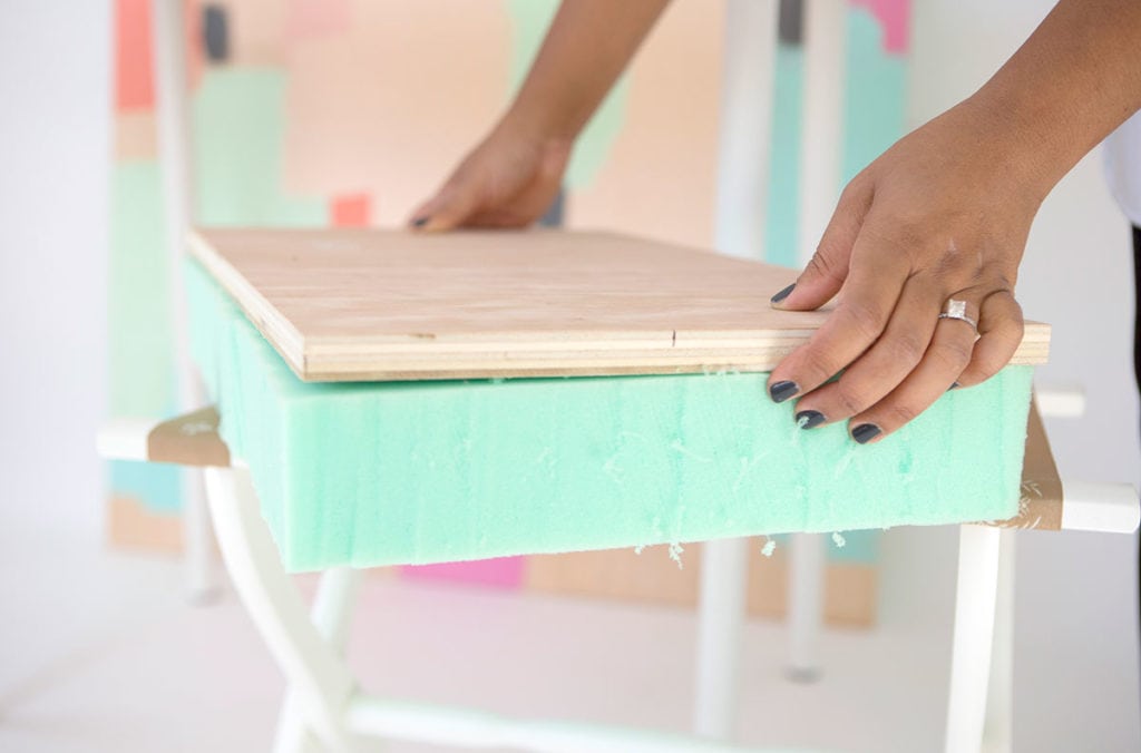 DIY Luggage Rack Ottoman | damask love