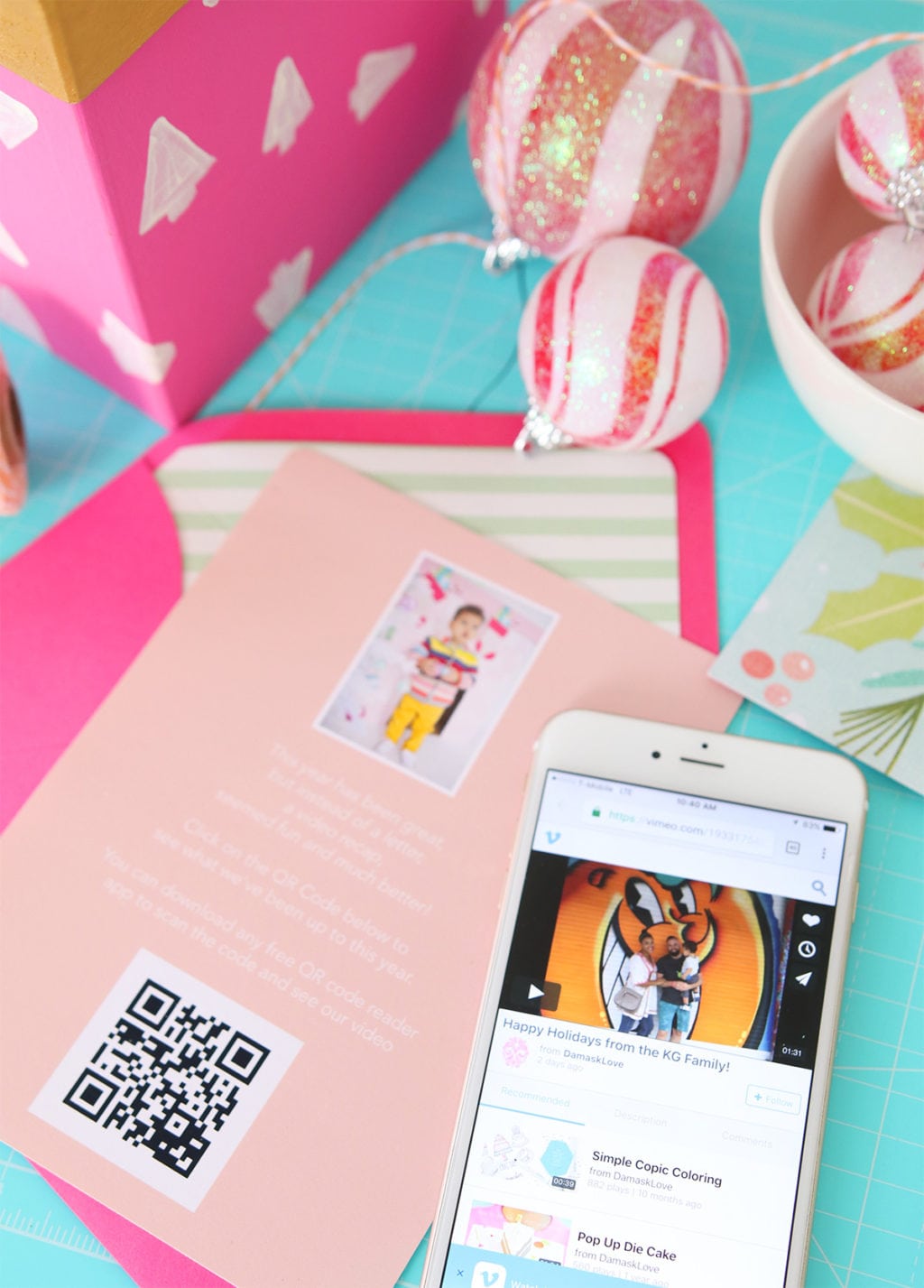 DIY Video QR Code Holiday Cards | damask Love