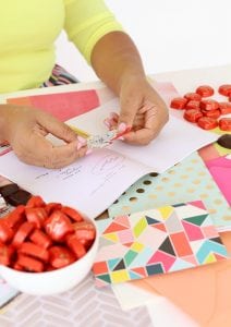 DIY Your Own DOVE Chocolates Message | damask love