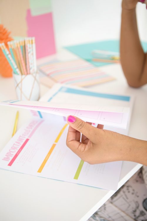 Free Printable Agenda Calendar - Damask Love