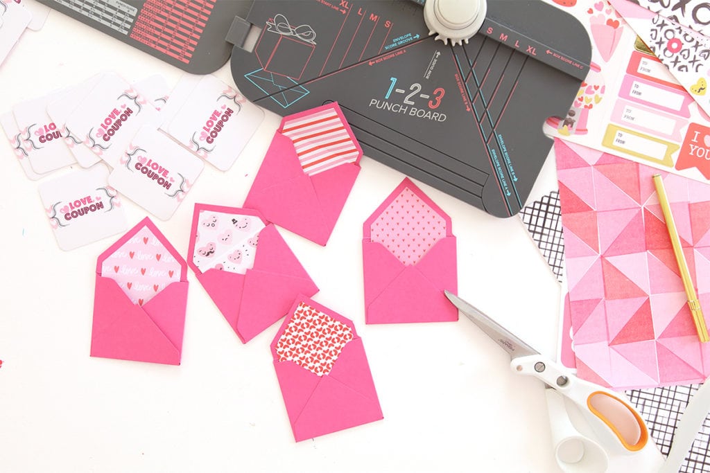 DIY Valentine Coupon Book | damask love