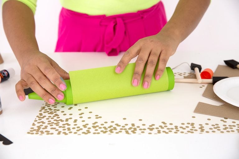 DIY Crayon Mail Tube Bank Damask Love