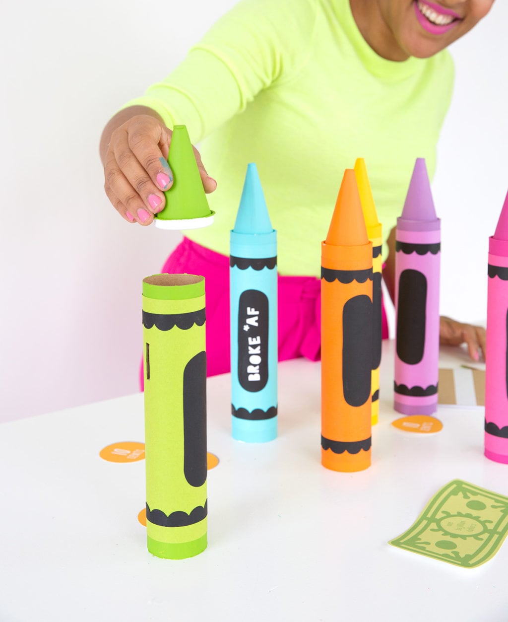 DIY Crayon Mail Tube Bank | damask love