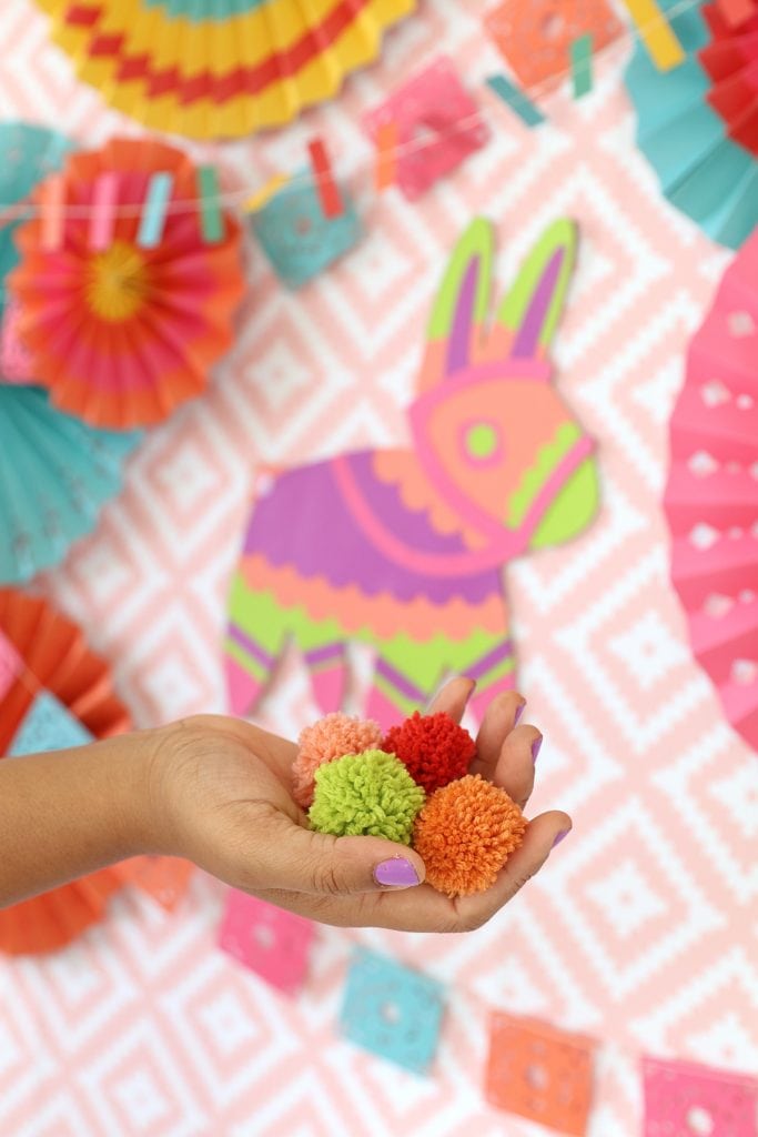 diy-pin-the-tail-on-the-pinata-damask-love