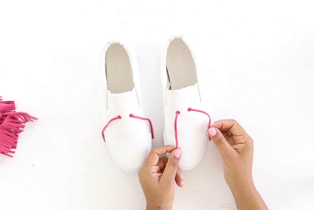 DIY Tassel Sneakers | damask love