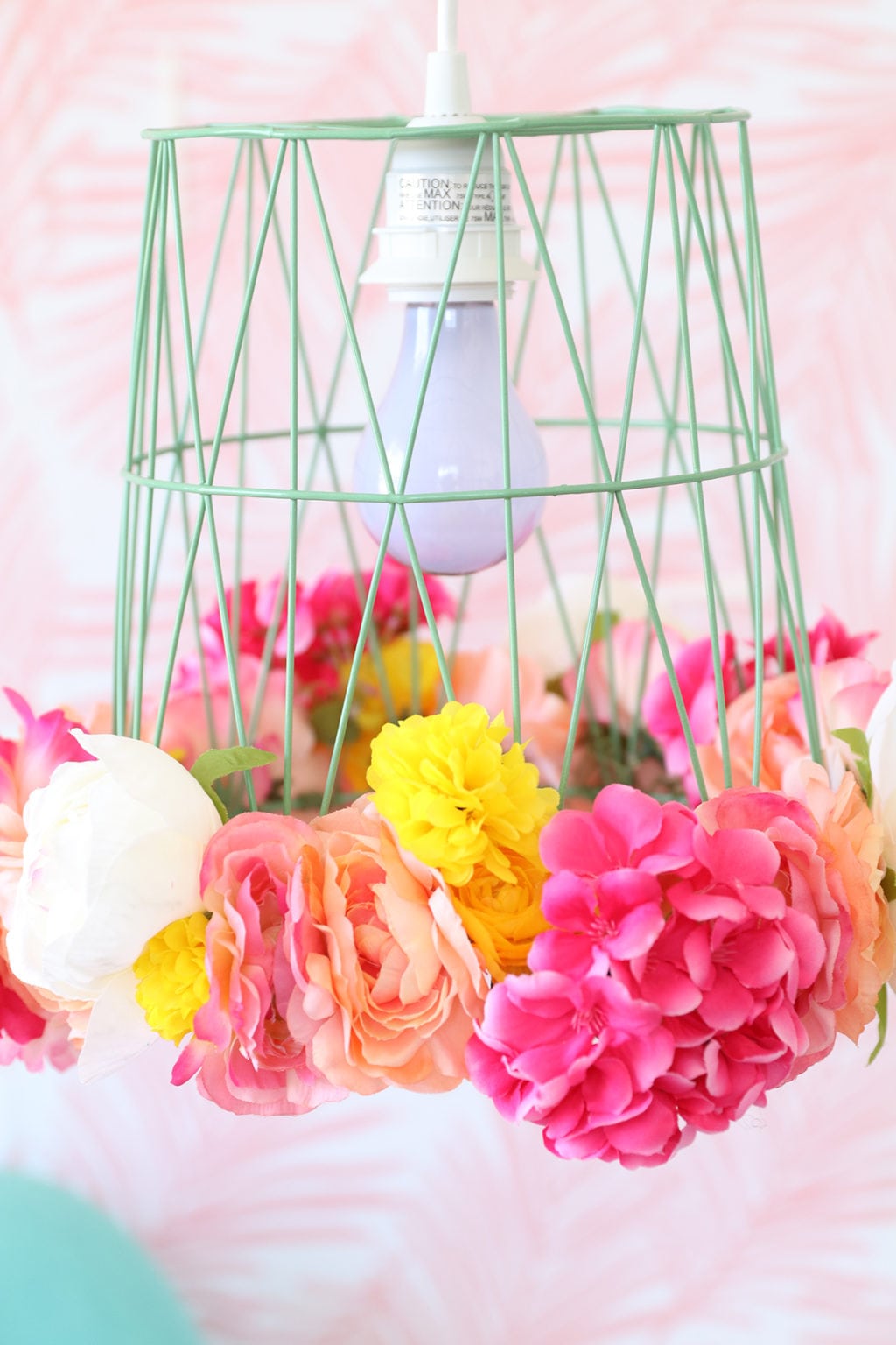 DIY Wastebasket Pendant Lamp | damask love