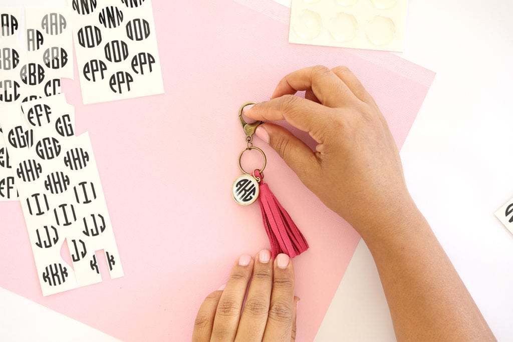 Easy Monogram Tassel Keychains | damask love