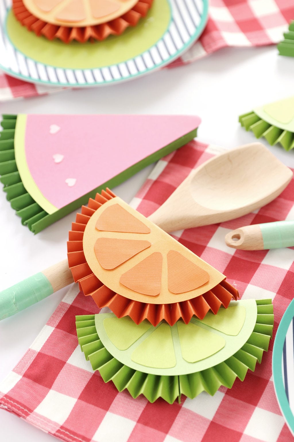 DIY Summer Fruity Paper Medallions | damask love