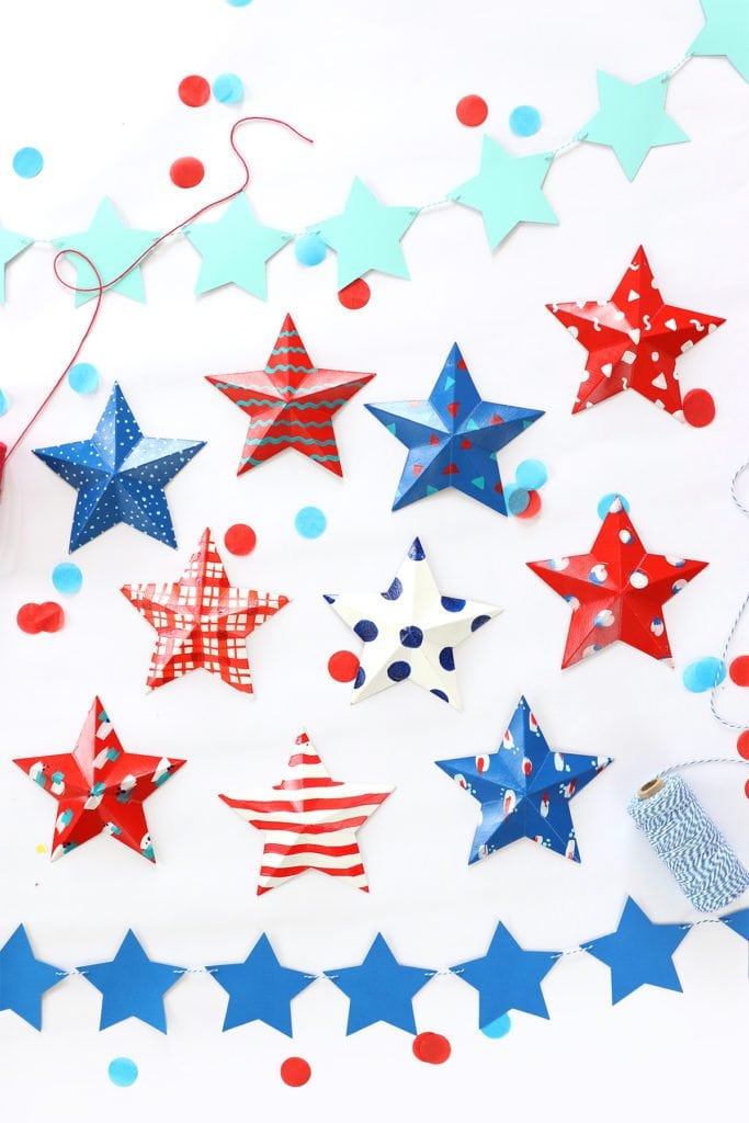 Modern Patriotic Painted 3D Stars - Damask Love