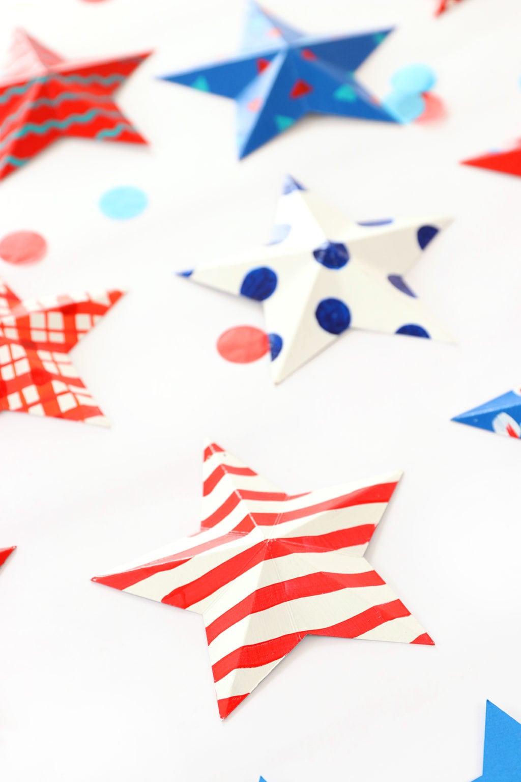 Modern Patriotic Painted 3D Stars | damask love