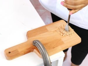 DIY Cutting Board Cocktail Plates | damask love