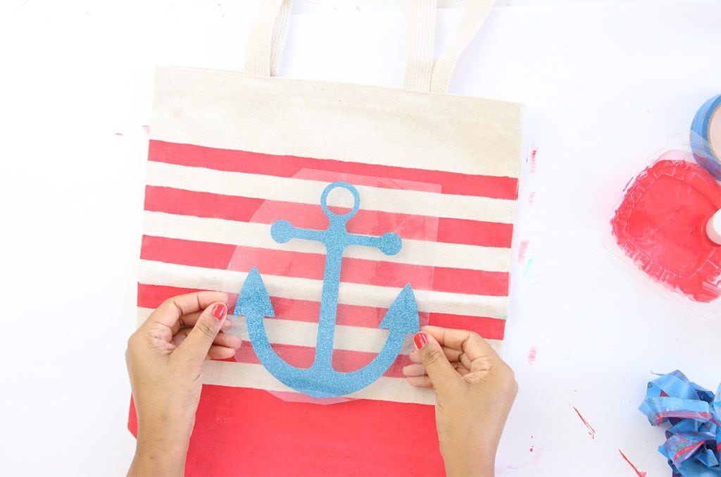 DIY Striped Nautical Tote with Cricut Explore | damask love