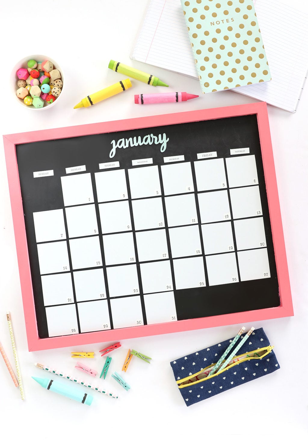 DIY Whiteboard Calendar Damask Love