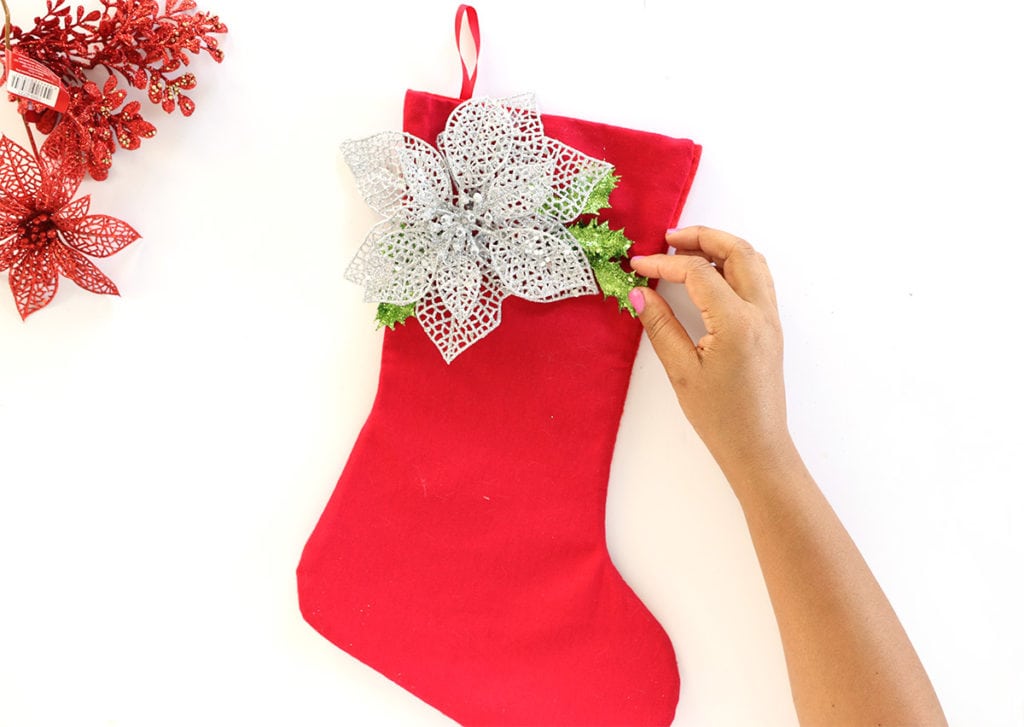 Three Ways to Decorate A Stocking | damask love