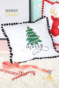 Easy Low-Sew Holiday Throw Pillows | damask love