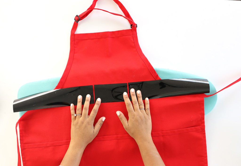 No-Sew Holiday Aprons | damask love