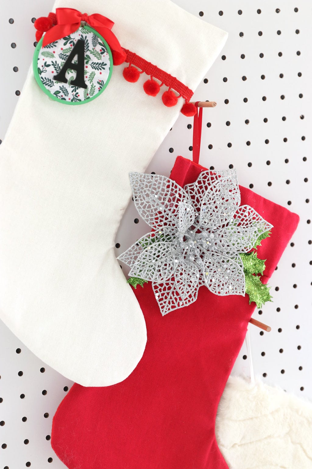 Three Ways to Decorate A Stocking | damask love