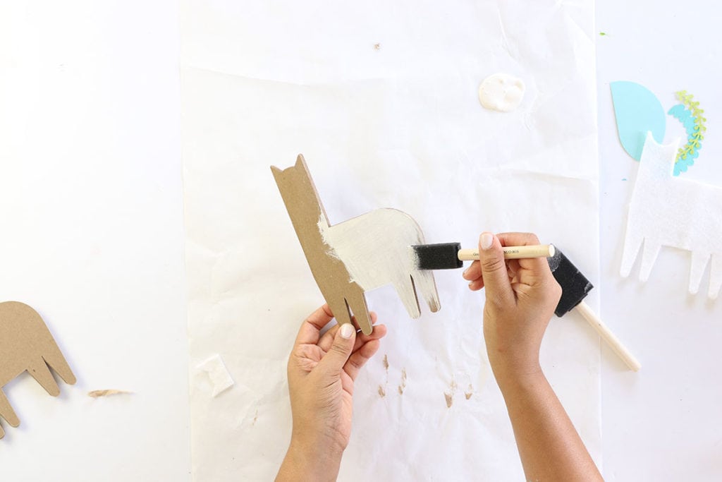 DIY Chipboard Llama Desk Buddy | damask love