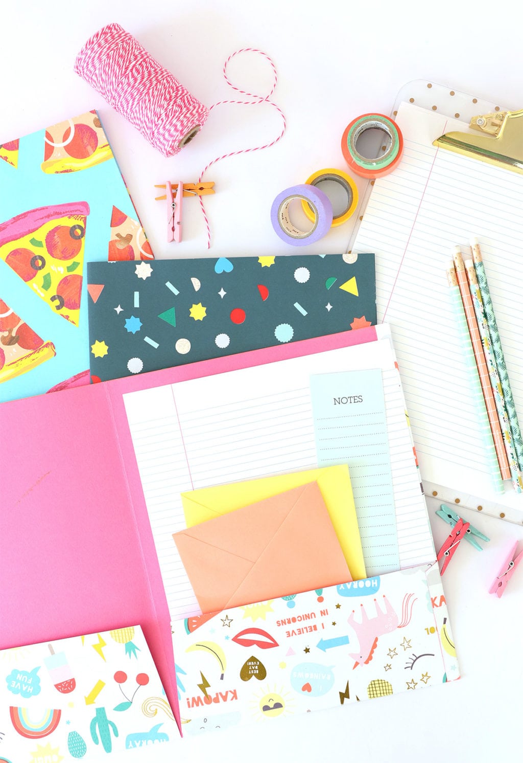 How To Make DIY Planner Folder Pockets (Perfect For Happy Planners) - Hello  Creative Family