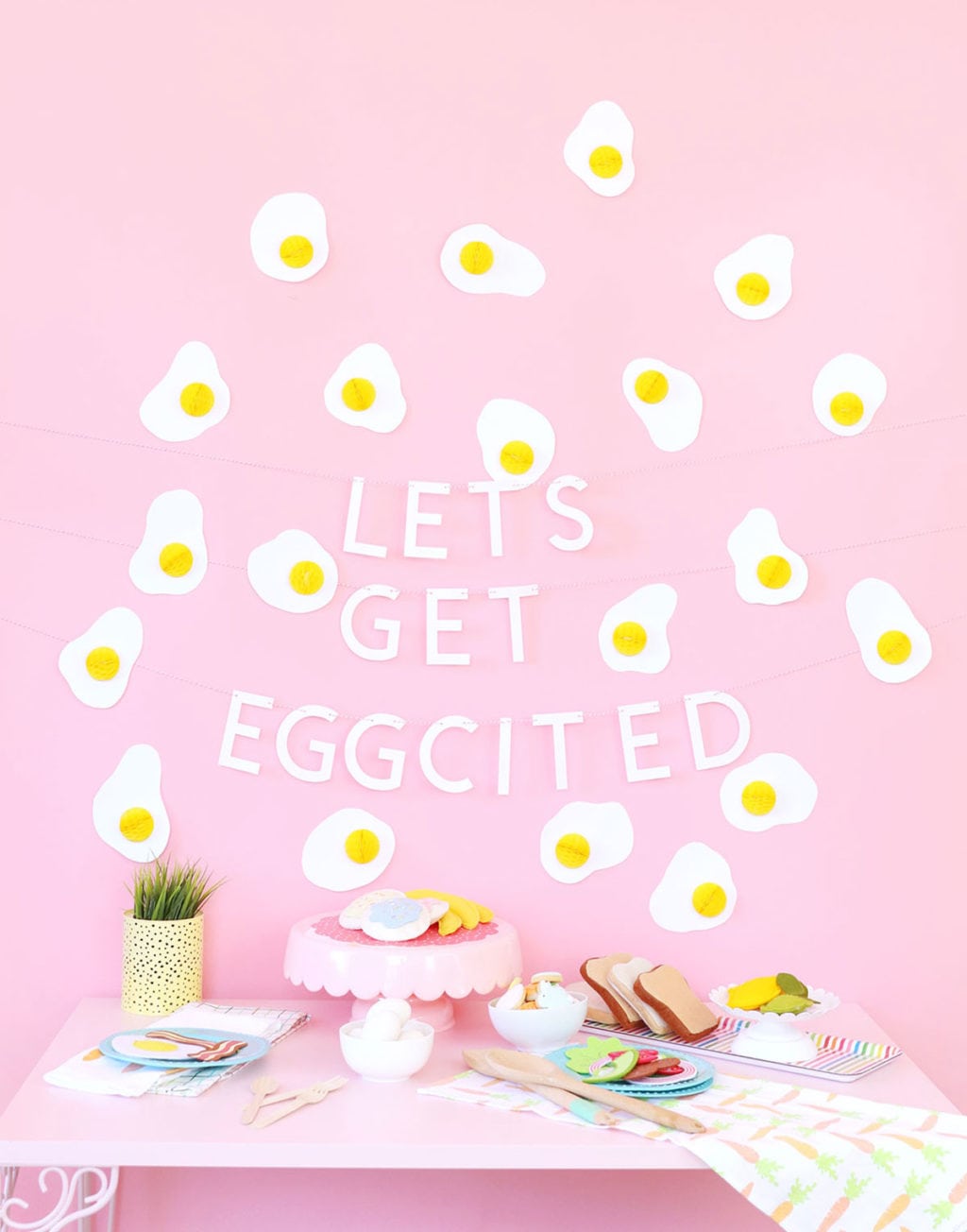 Learn how to make a Fried Egg Easter Brunch Backdrop and add some whimsy to your holiday festivities 