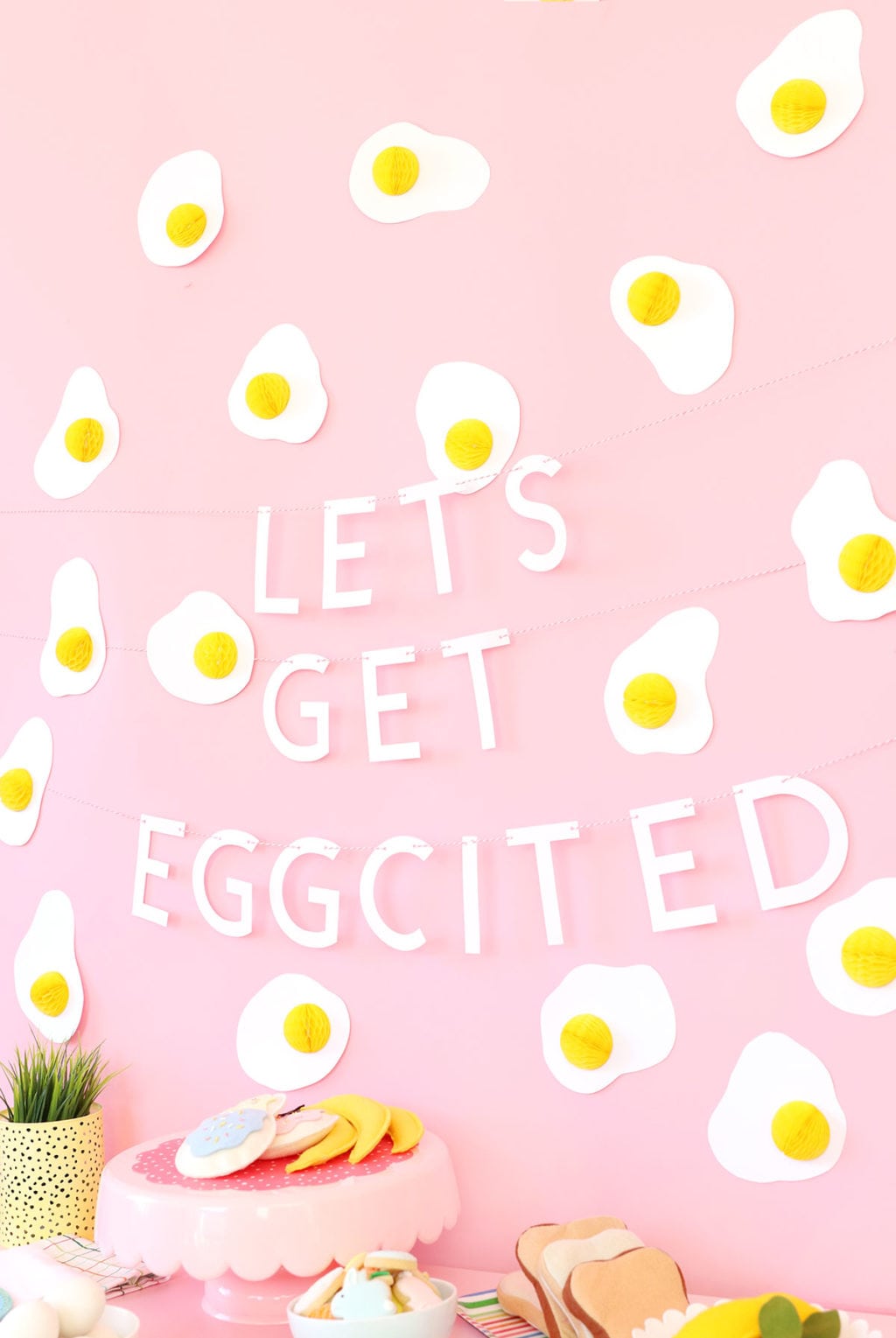 Learn how to make a Fried Egg Easter Brunch Backdrop and add some whimsy to your holiday festivities 