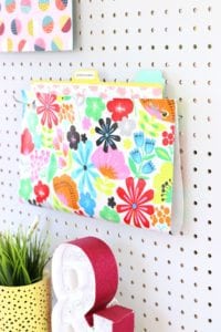 How to Make a Hanging Wall Folder | damask love