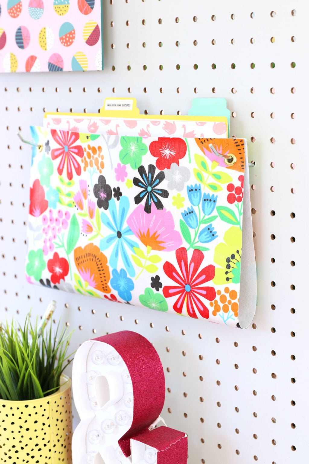 How to Make a Hanging Wall Folder | damask love