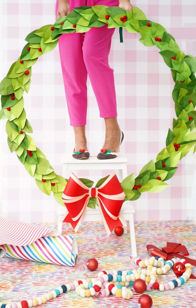 How to Make a Hula Hoop Wreath - Damask Love