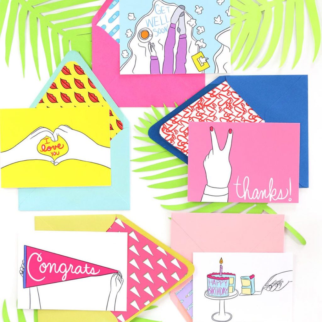 Free-Printable-Stationery - Damask Love